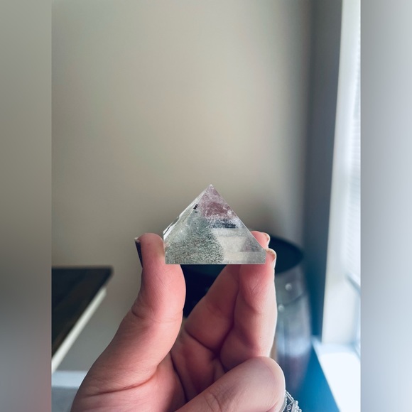 Garden Quartz - Picture 10 of 12